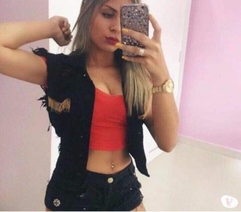 Superbe masseuse pleine de charme